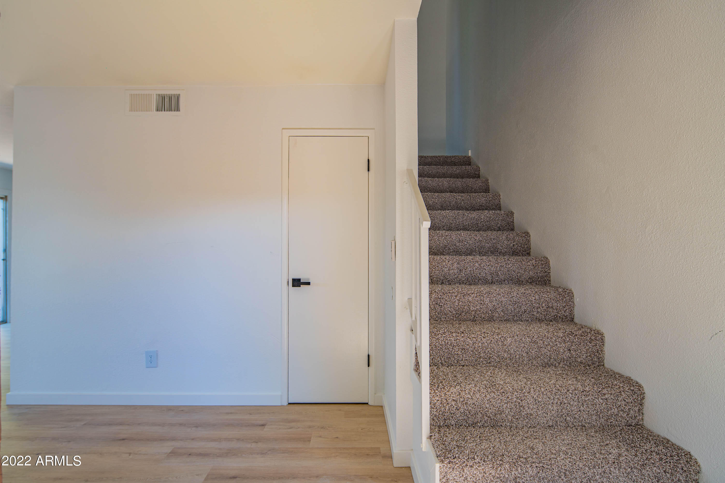 1051 South Dobson Road, Unit 200 Mesa, AZ 85202 - Photo 15 of 30 200-31