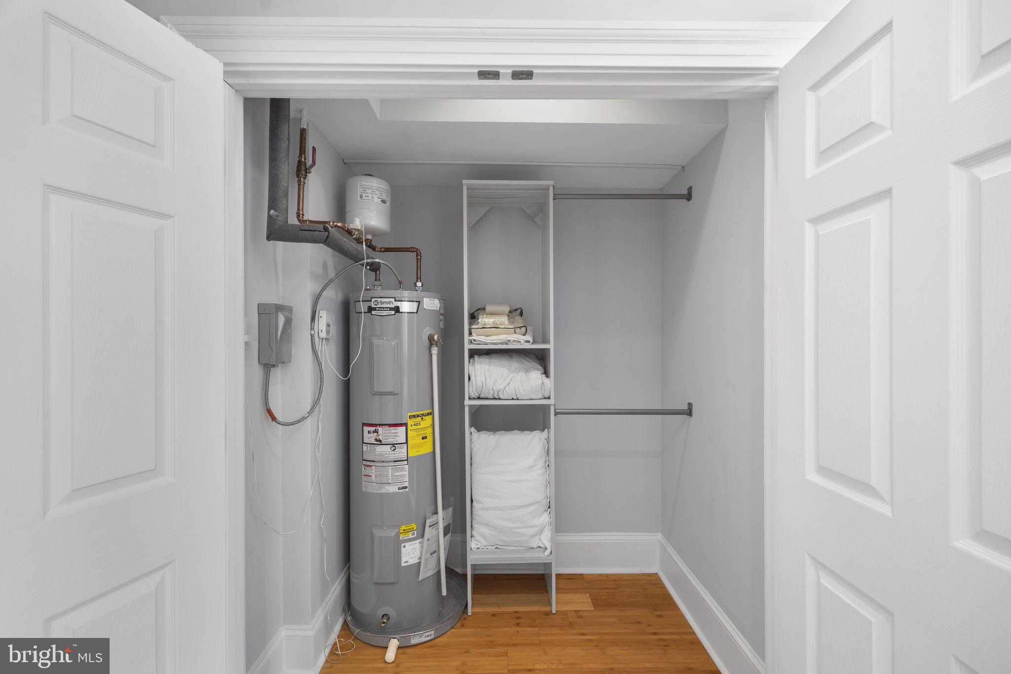 180 Main Street, Unit 202 Annapolis, MD 21401 - Photo 15 of 17