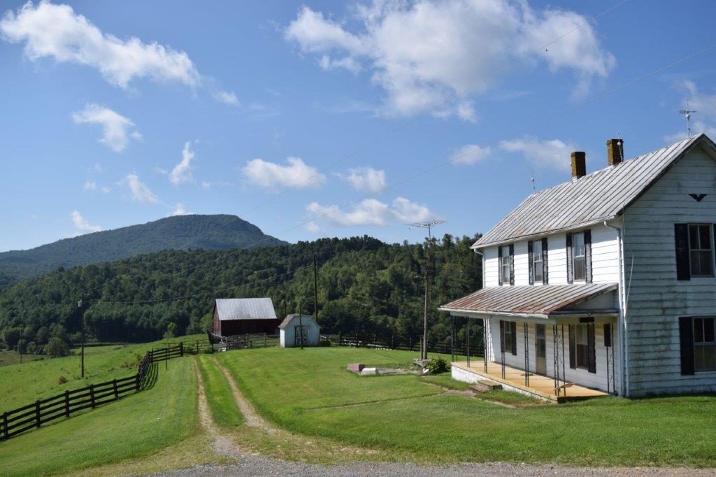 272 Boone Road Southwest Willis, VA 24380 - Photo 1 of 21 DSC_0968