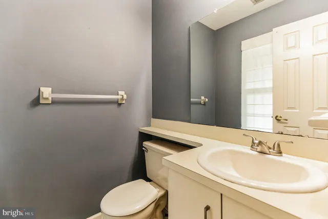 $2,800 | 21 Eddlewood Place, Mount Laurel, NJ 08054