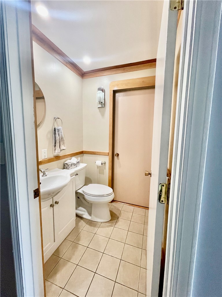 106 Swinburne Row Newport, RI 02840 - Photo 11 of 21