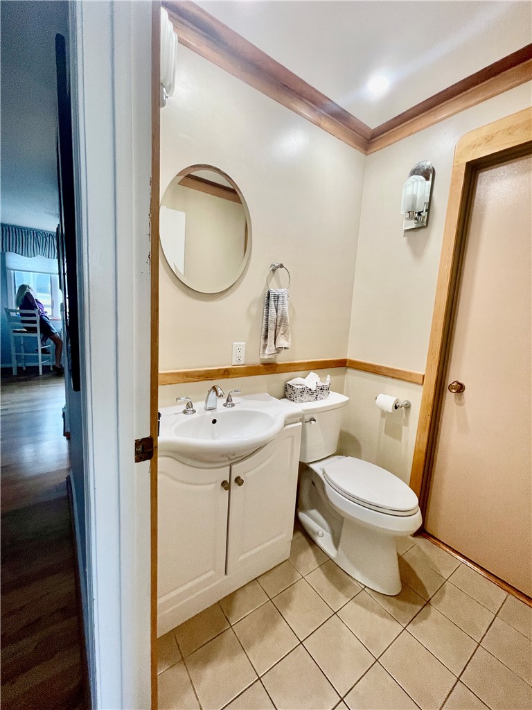 106 Swinburne Row Newport, RI 02840 - Photo 10 of 21