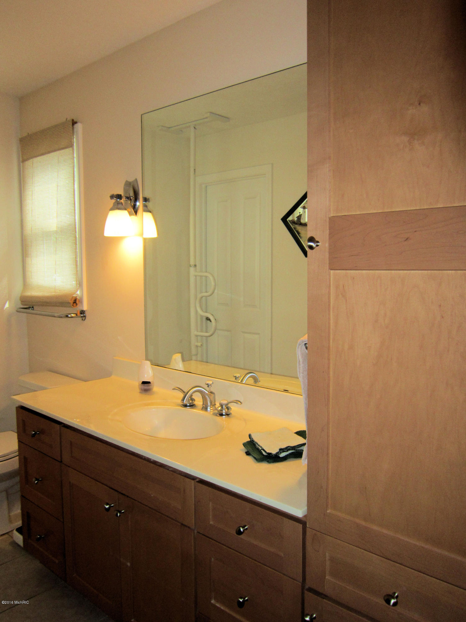 121 Stone Gate Court Spring Lake, MI 49456 - Photo 18 of 32 19