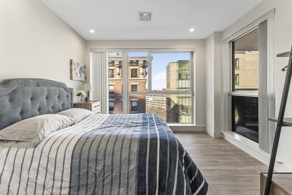 101 Broad Street, Unit 8C Boston, MA 02110 - Photo 18 of 40