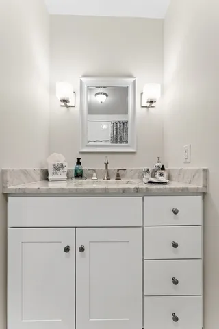 $1,650,000 | 101 Broad Street, Unit 8C, Boston, MA 02110