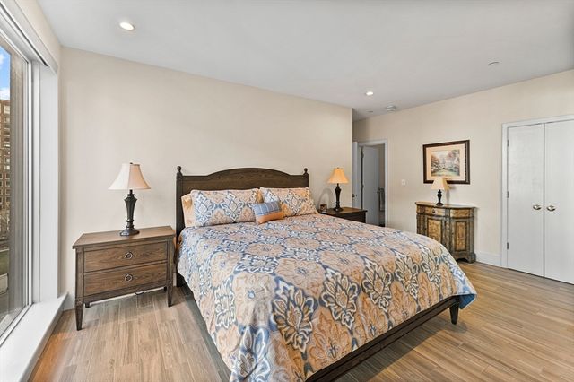 $1,650,000 | 101 Broad Street, Unit 8C, Boston, MA 02110