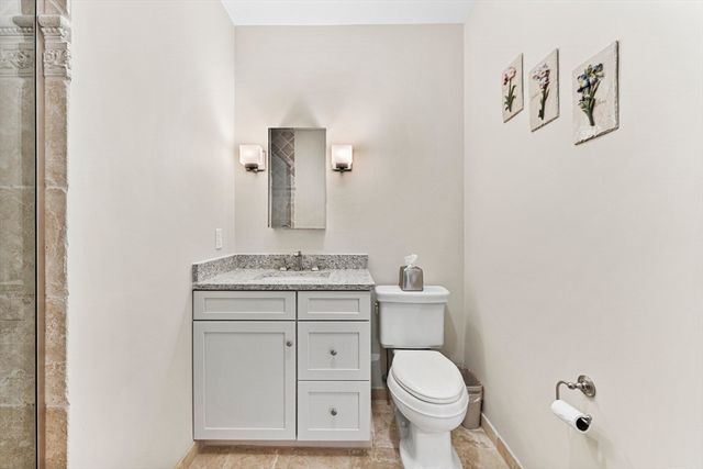 $1,650,000 | 101 Broad Street, Unit 8C, Boston, MA 02110