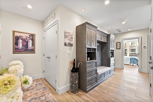 $1,650,000 | 101 Broad Street, Unit 8C, Boston, MA 02110