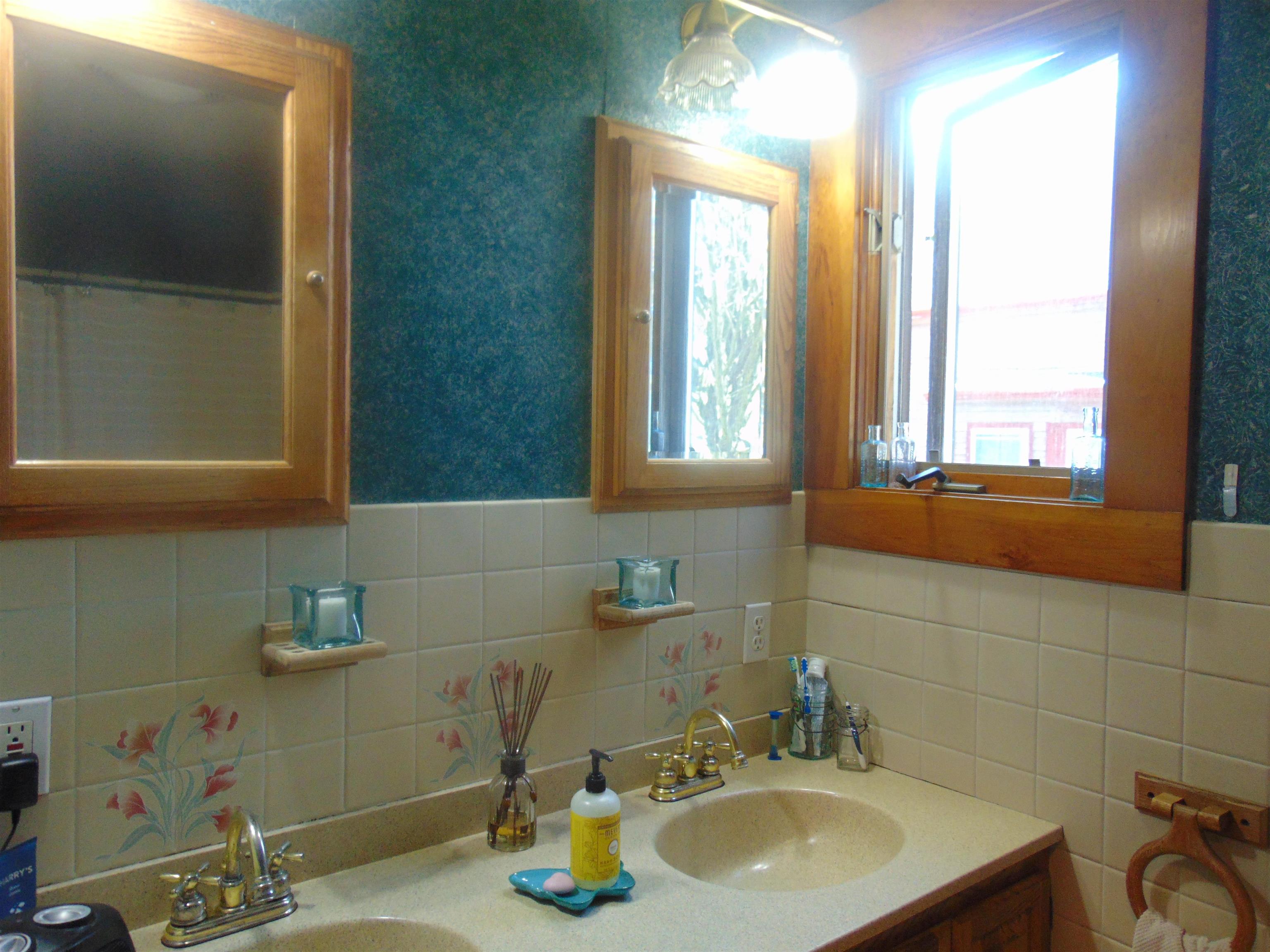 252 Water Street Keene, NH 03431 - Photo 14 of 28