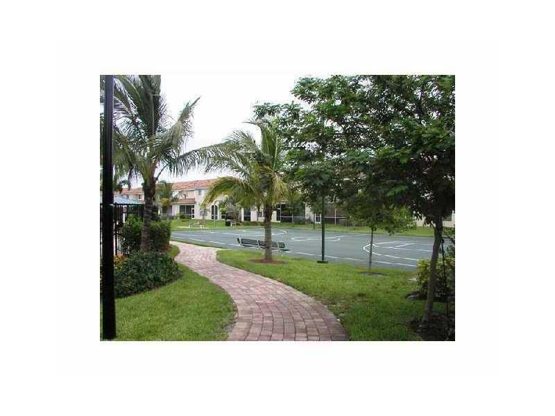 3104 Laurel Ridge Circle, Unit 3104 Riviera Beach, FL 33404 - Photo 20 of 23 Exterior Front