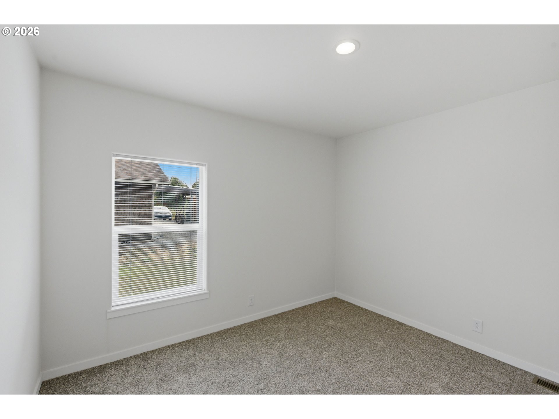 1560 Monroe Street North Bend, OR 97459 - Photo 20 of 36