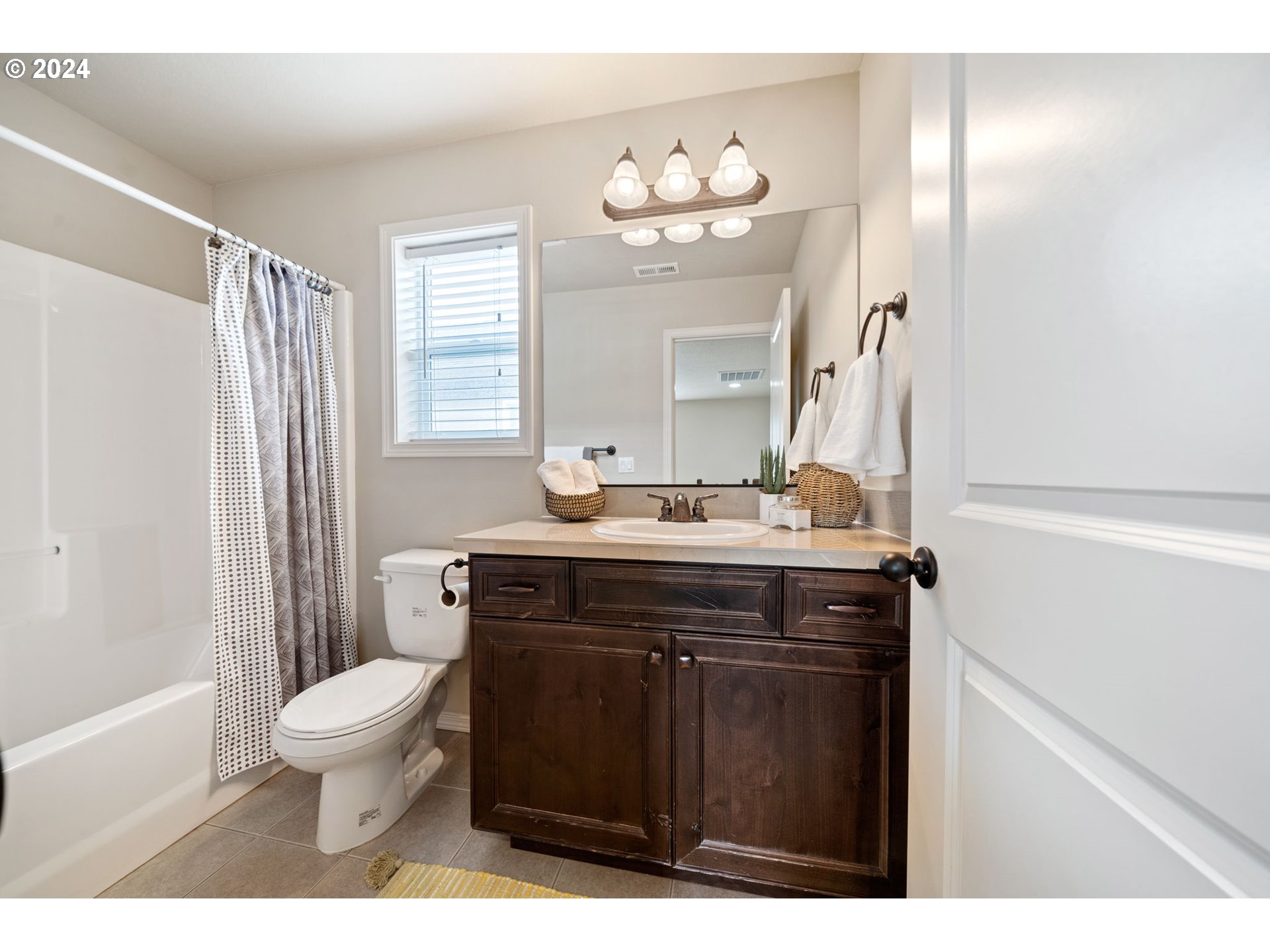 1408 Northeast 170th Circle Ridgefield, WA 98642 - Photo 29 of 35 Gallery Image 29