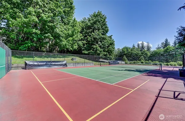a view of a tennis court
