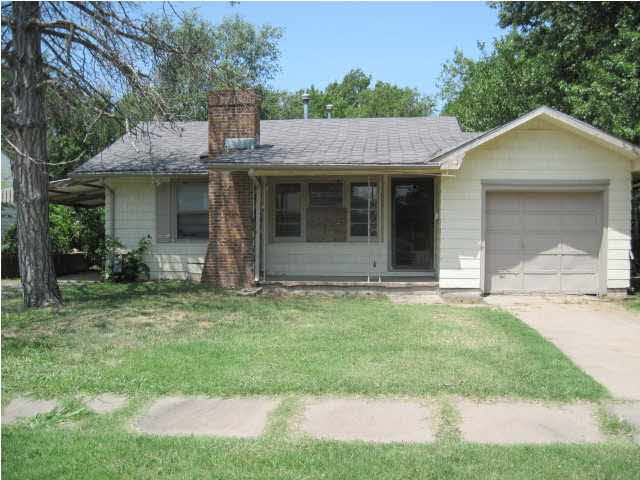 955 Pineridge Street Wichita, KS 67218 - Photo 1 of 1