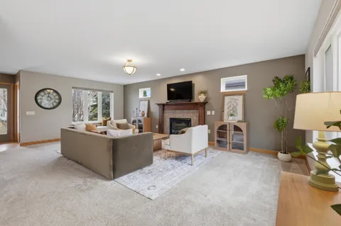 $549,900 | 2665 Granite Circle, Fitchburg, WI 53711