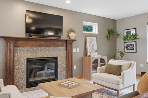 $549,900 | 2665 Granite Circle, Fitchburg, WI 53711