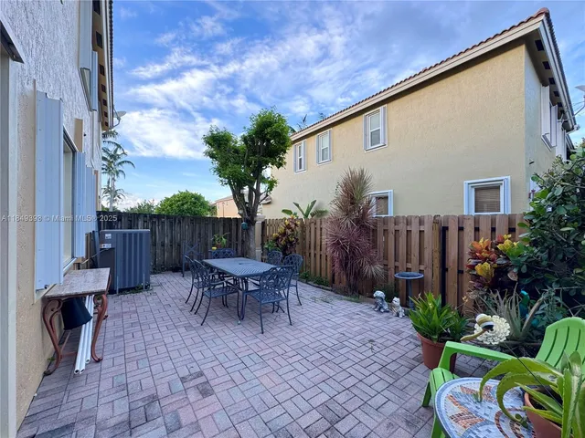 $585,000 | 11575 Southwest 138th Avenue, Miami, FL 33186