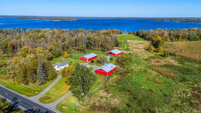 $550,000 | 2233 Great Divide Road Northwest, Puposky, MN 56667