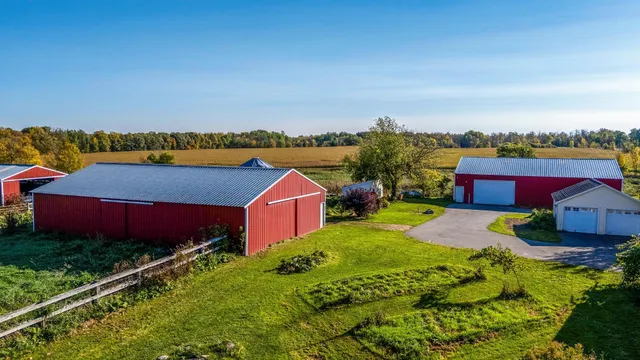 $550,000 | 2233 Great Divide Road Northwest, Puposky, MN 56667