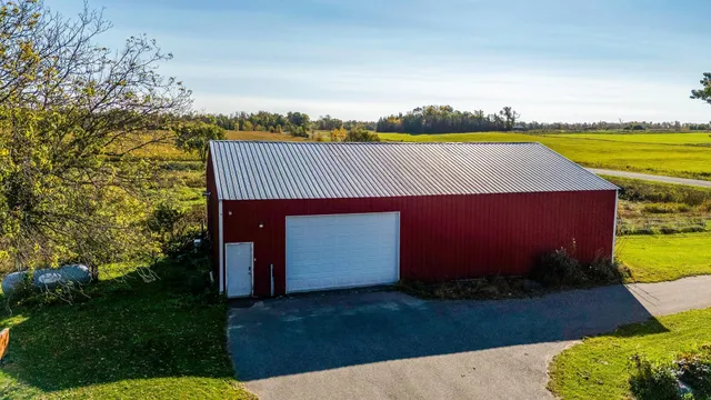 $550,000 | 2233 Great Divide Road Northwest, Puposky, MN 56667