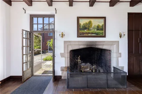 $2,995,000 | 2180 Tower Hill Road, North Kingstown, RI 02874