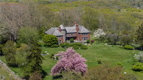$2,995,000 | 2180 Tower Hill Road, North Kingstown, RI 02874