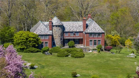 $2,995,000 | 2180 Tower Hill Road, North Kingstown, RI 02874