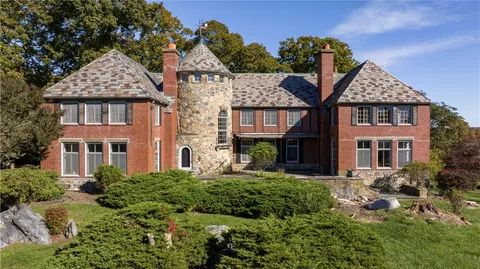 $2,995,000 | 2180 Tower Hill Road, North Kingstown, RI 02874