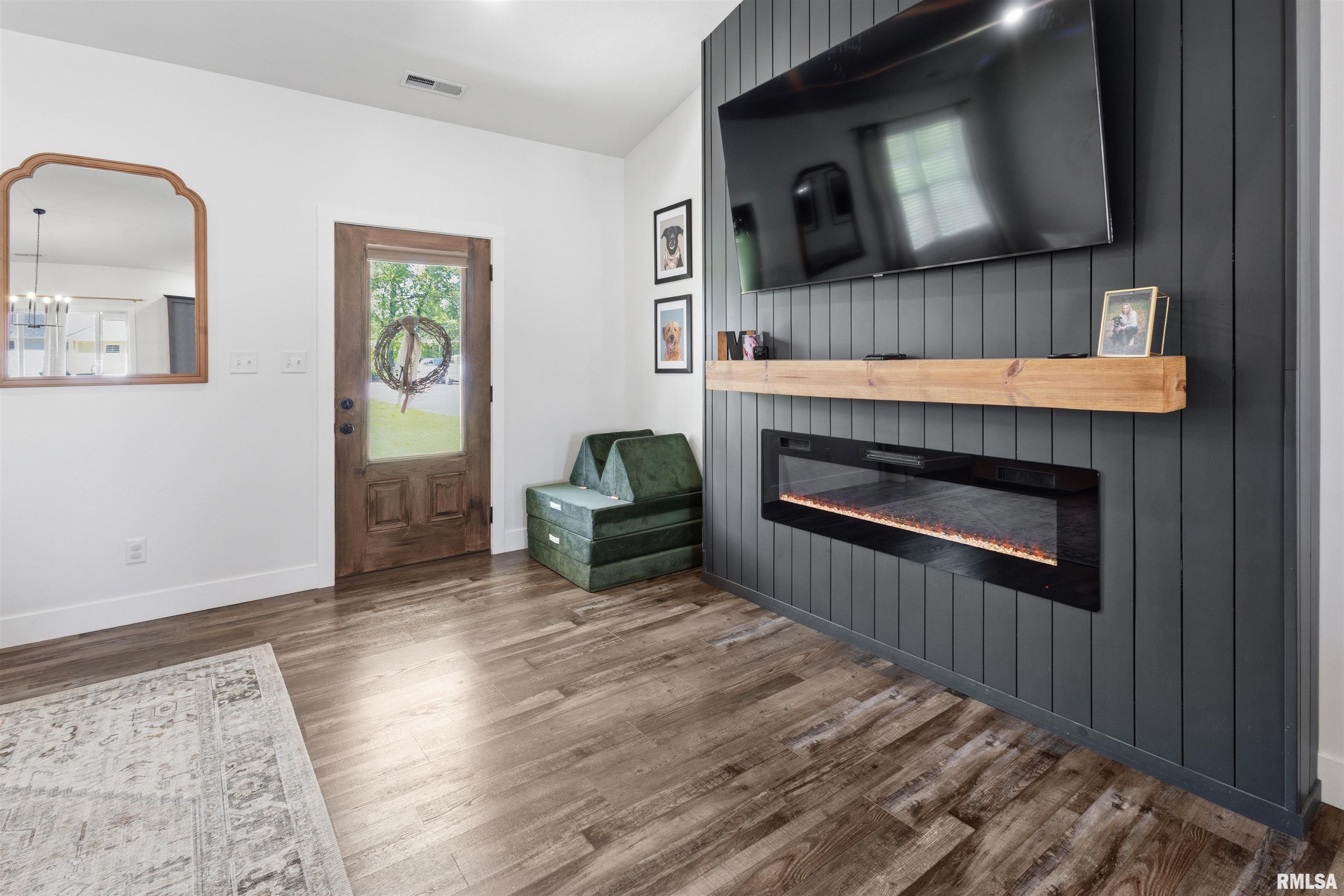 880 Sycamore Road Carbondale, IL 62901 - Photo 4 of 34 Gallery Image 4