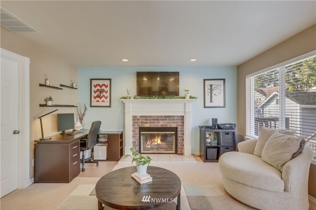 $880,000 | 2811 Dayton Avenue Northeast, Renton, WA 98056