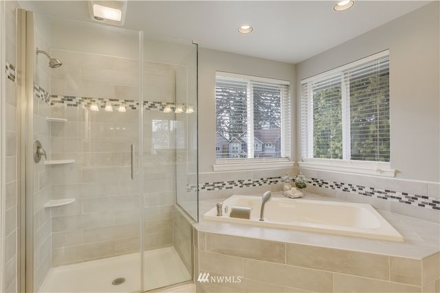 $880,000 | 2811 Dayton Avenue Northeast, Renton, WA 98056