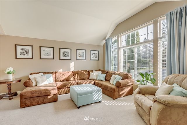 $880,000 | 2811 Dayton Avenue Northeast, Renton, WA 98056