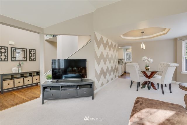 $880,000 | 2811 Dayton Avenue Northeast, Renton, WA 98056