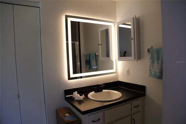 $1,195 | 15012 Colley Drive, Unit B, Tavares, FL 32778