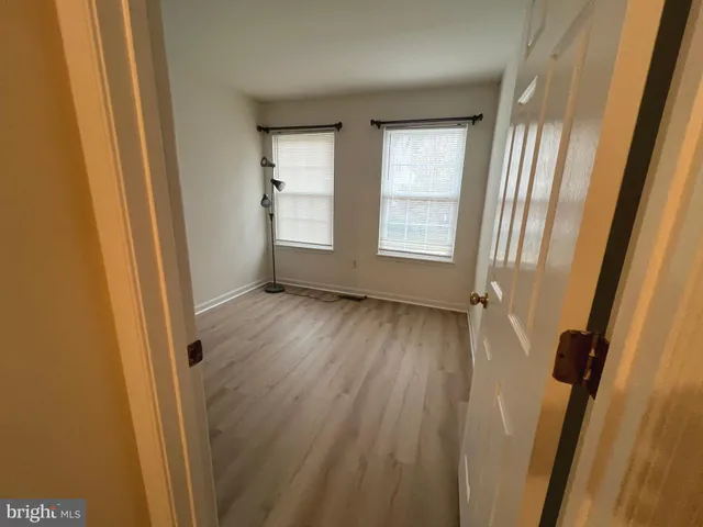 $3,200 | 8922 Royal Astor Way, Fairfax, VA 22031