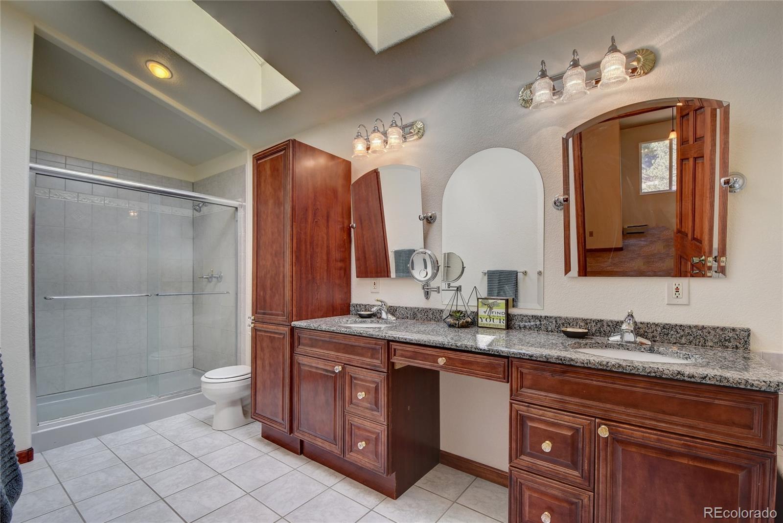 12399 South Foxton Road Conifer, CO 80433 - Photo 15 of 37