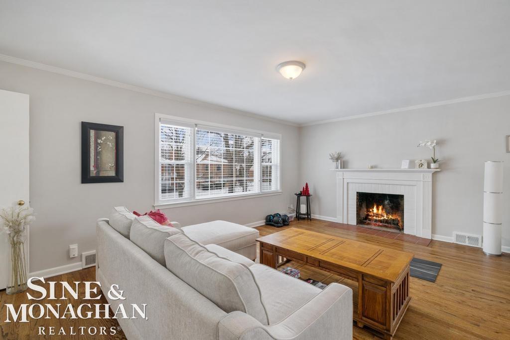 835 Harcourt Road Grosse Pointe Park, MI 48230 - Photo 26 of 58