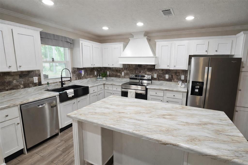 1894 Lake Vernon Road Leesville, LA 71446 - Photo 3 of 17