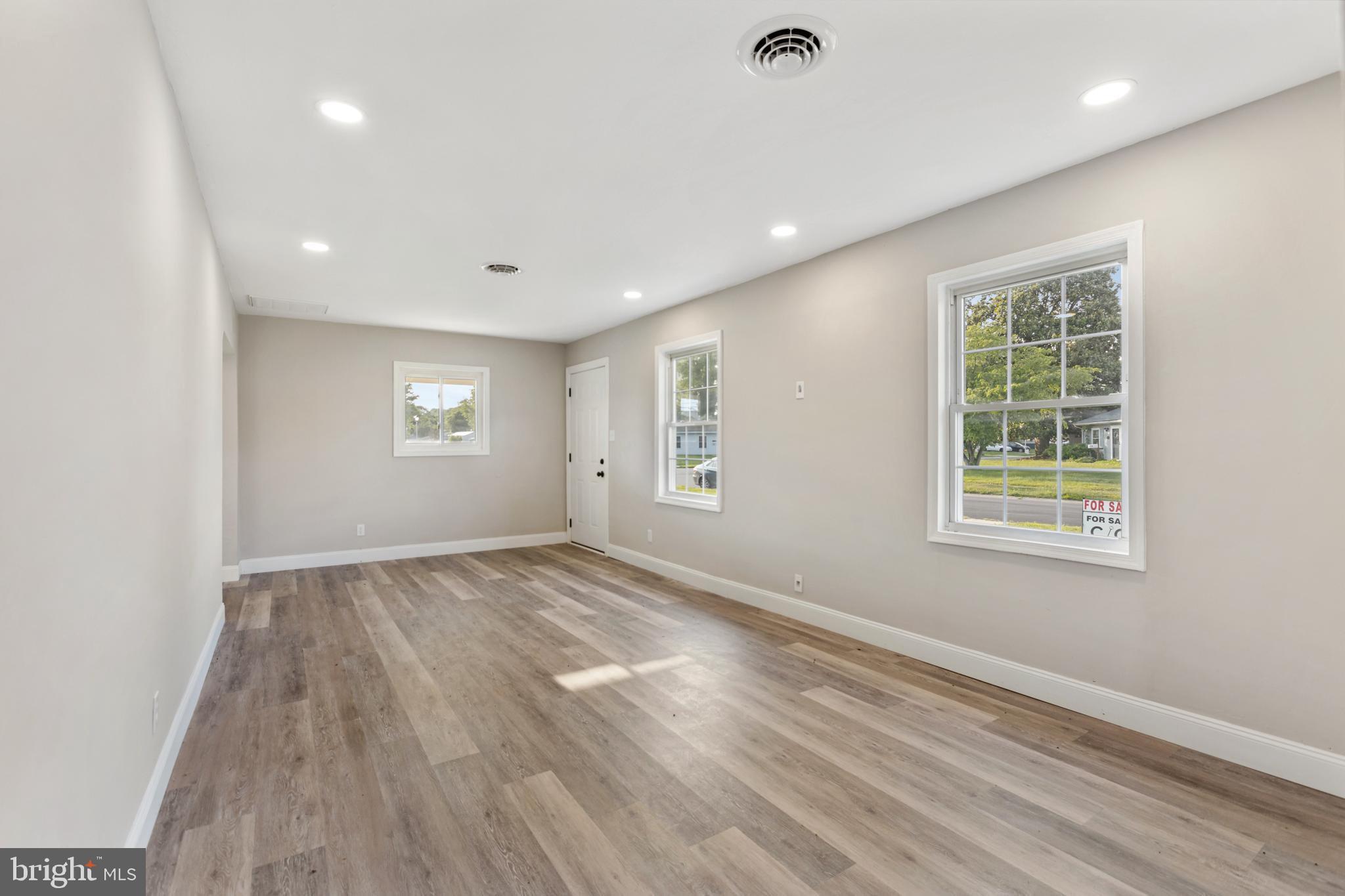 63 Saxton Road Dover, DE 19901 - Photo 5 of 26