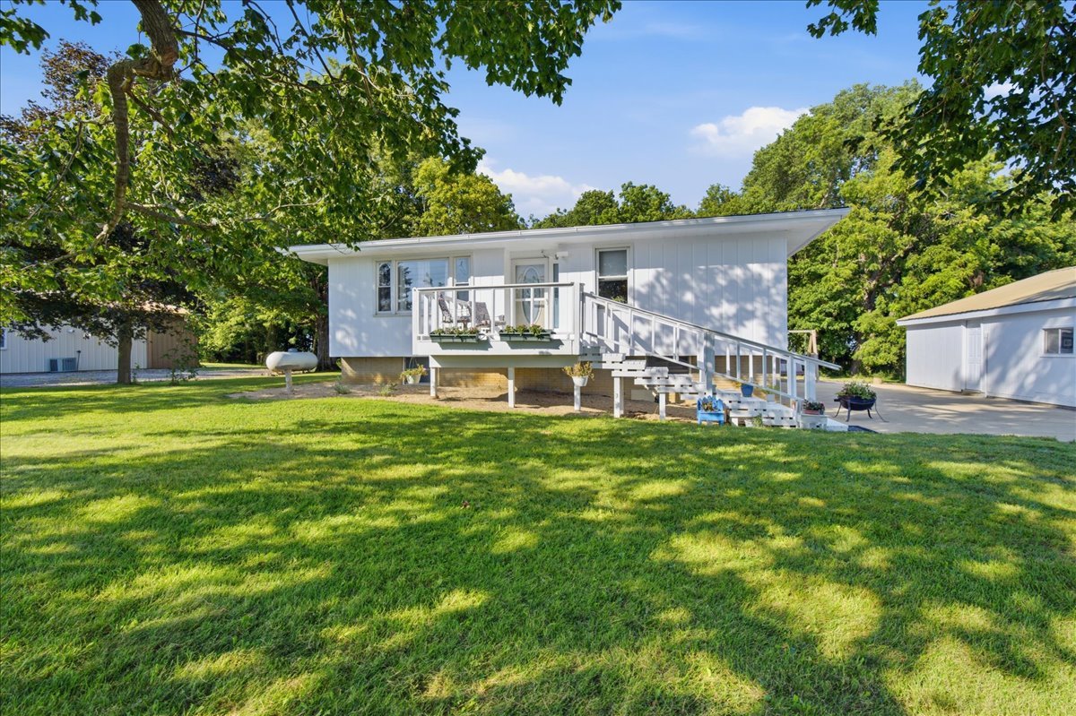7302 Old Peoria Road Danvers, IL 61732 - Photo 3 of 38 Gallery Image 3
