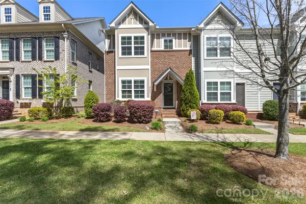 $395,000 | 2493 Shanklin Lane South, Denver, NC 28037