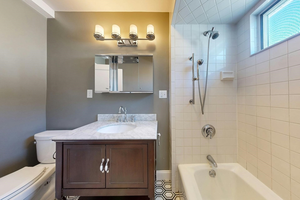 3 Buckthorn Terrace, Unit 2 Winthrop, MA 02152 - Photo 19 of 41