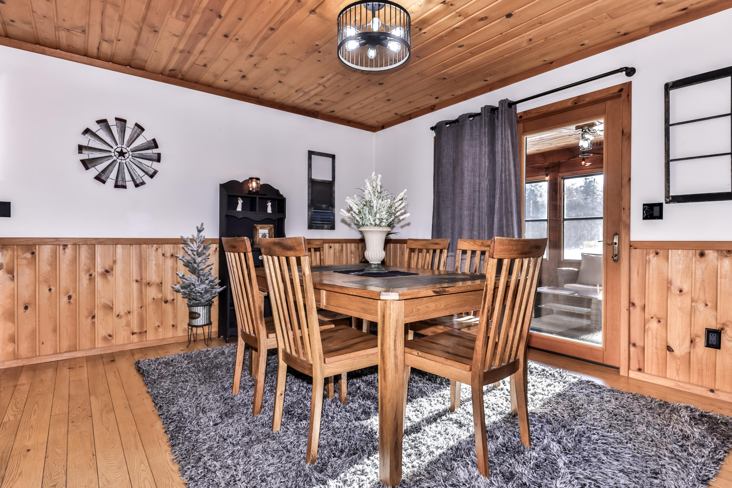 5053 Anderson Road Carey, WI 54534 - Photo 11 of 36 Dining Area