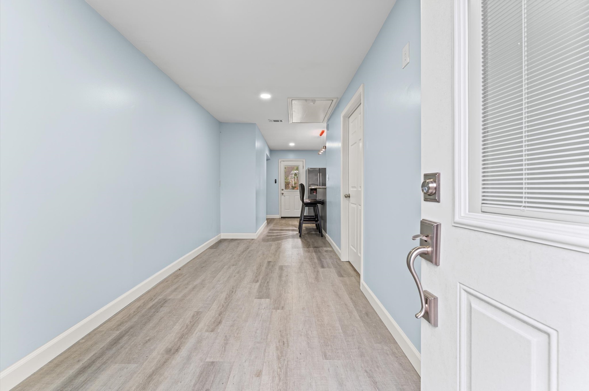 17403 Butte Creek Road Houston, TX 77090 - Photo 28 of 39 Apartment Entrance