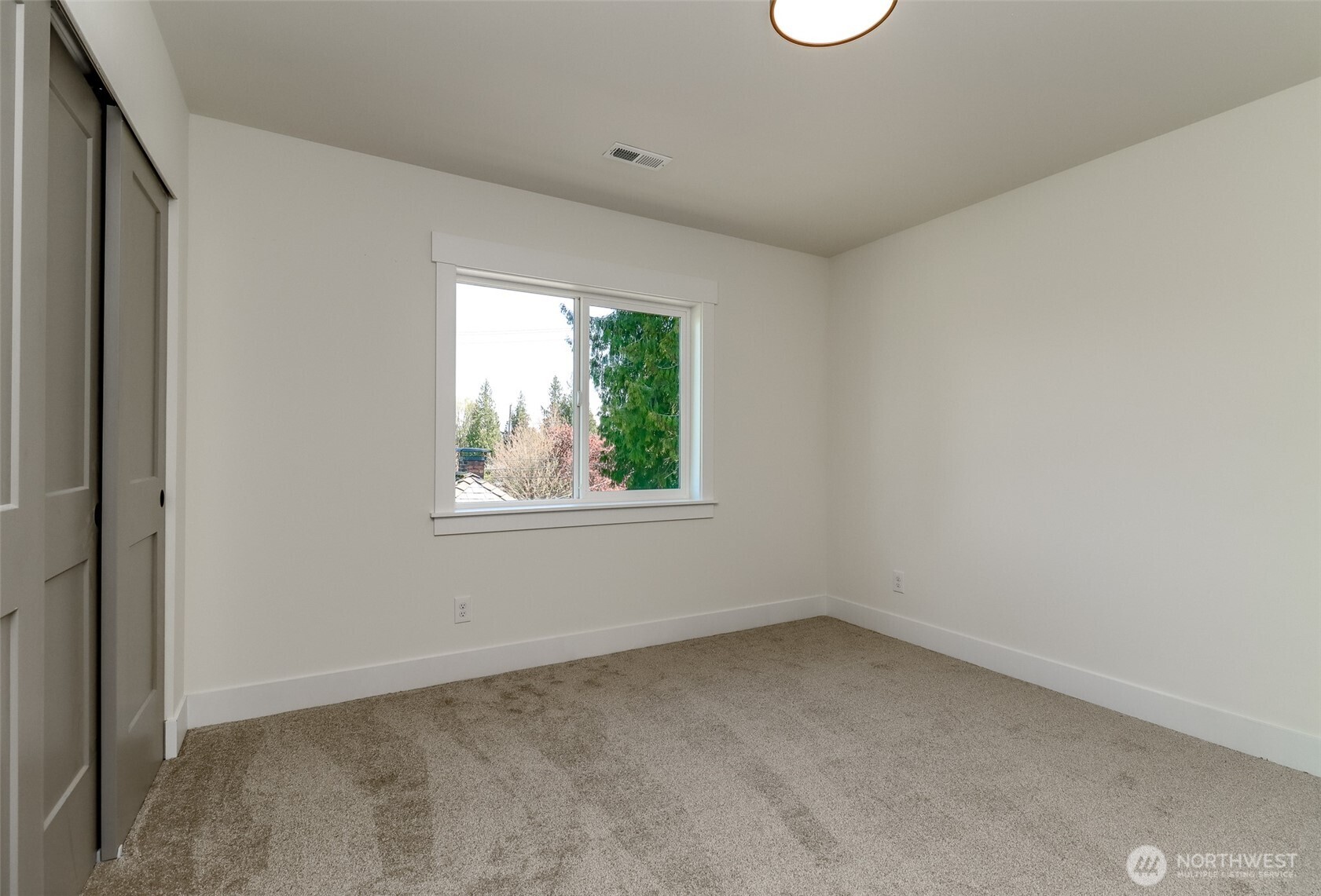124 South 108th Place Seattle, WA 98168 - Photo 30 of 38 an empty room with a window