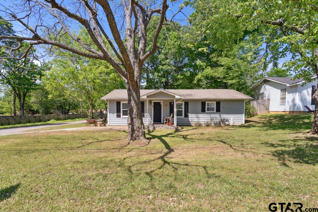 301 Bascom Road Whitehouse, TX 75791 - Photo 3 of 31 a front view of a house with a yard