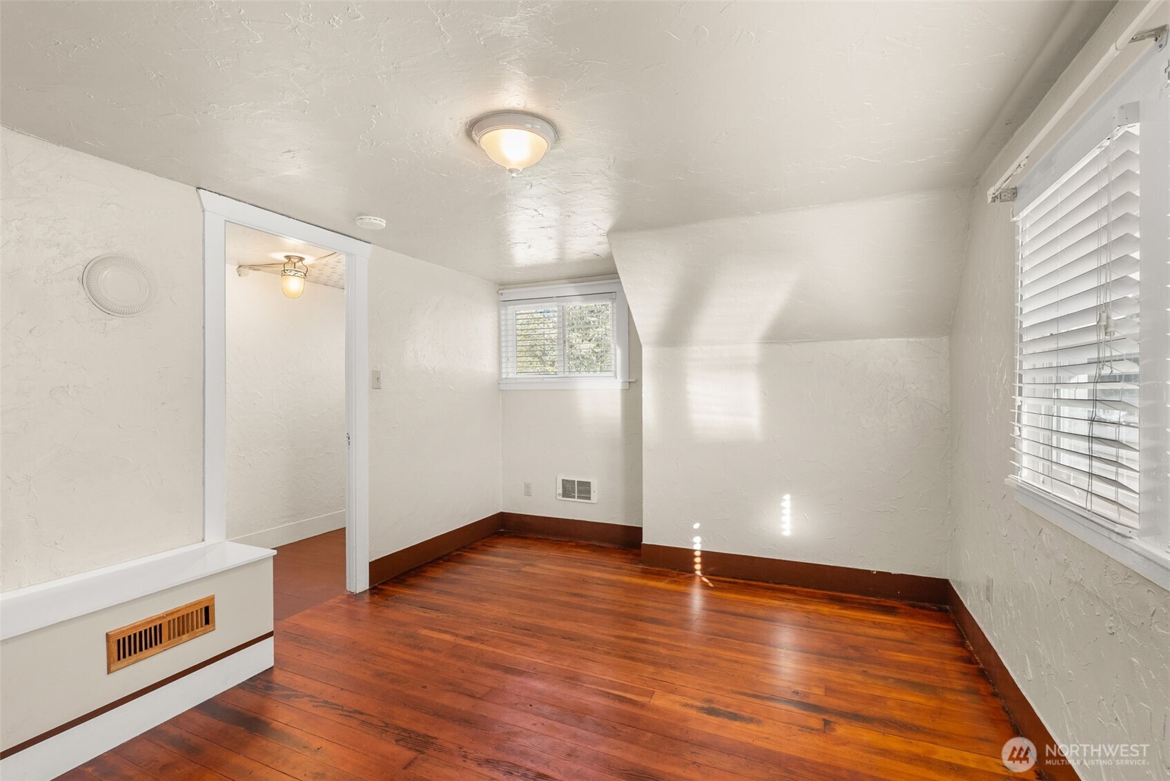 6424 Littlerock Road Southwest Tumwater, WA 98512 - Photo 32 of 40 Gallery Image 32