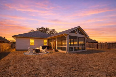 $525,000 | 12905 Olivers Way, Manchaca, TX 78652