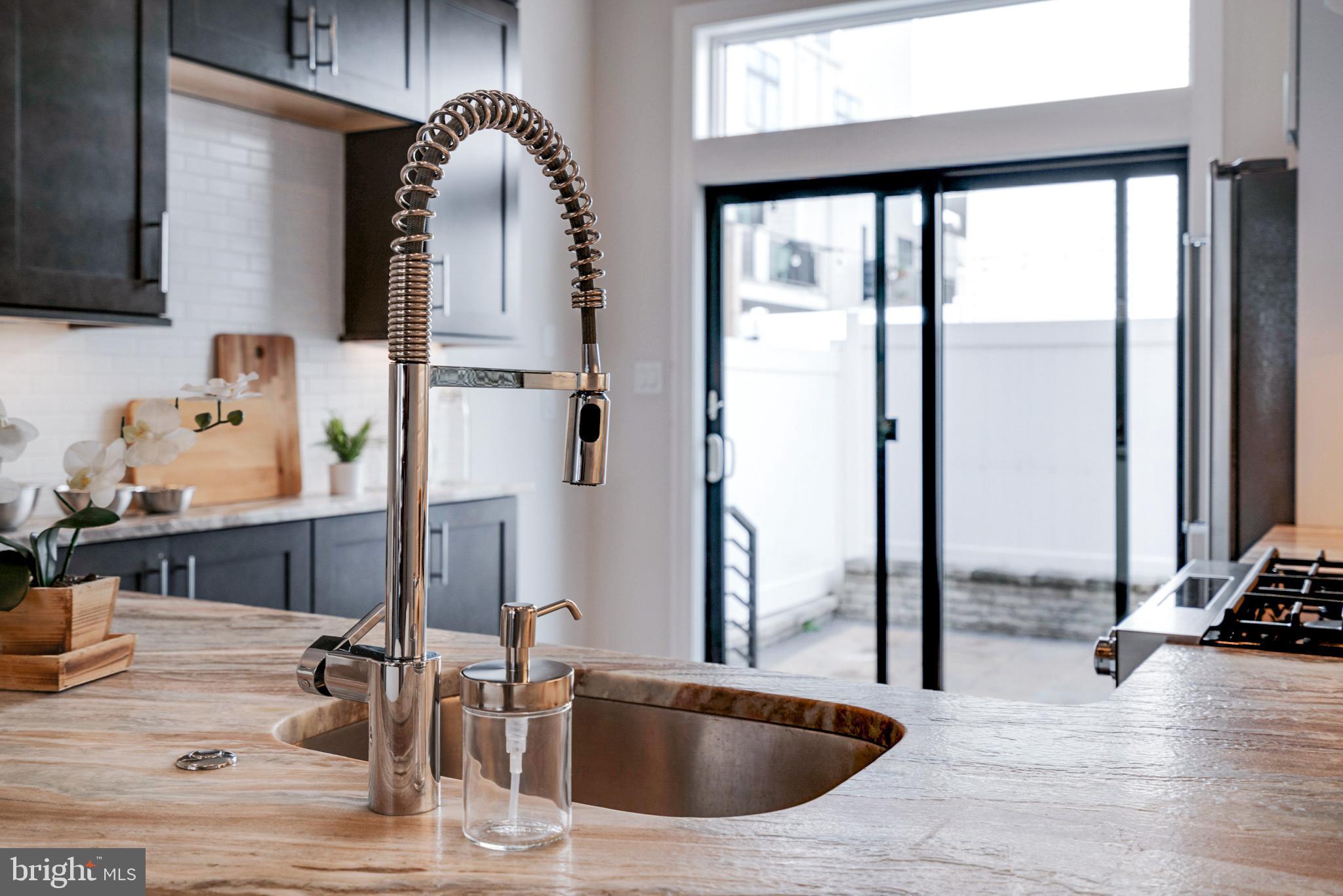 117 Master Street Philadelphia, PA 19122 - Photo 14 of 60