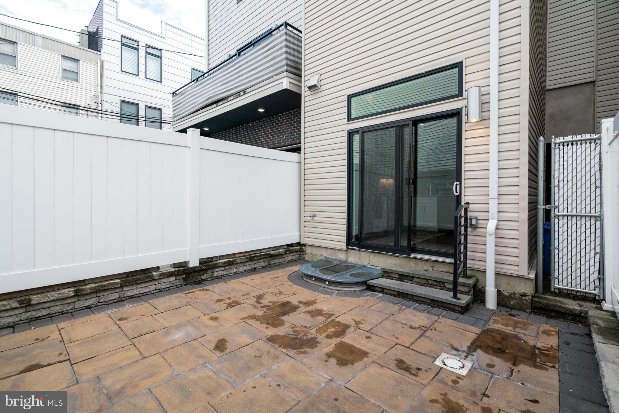 117 Master Street Philadelphia, PA 19122 - Photo 18 of 60